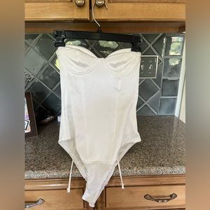 Zara Boy Suit , NWT , XS